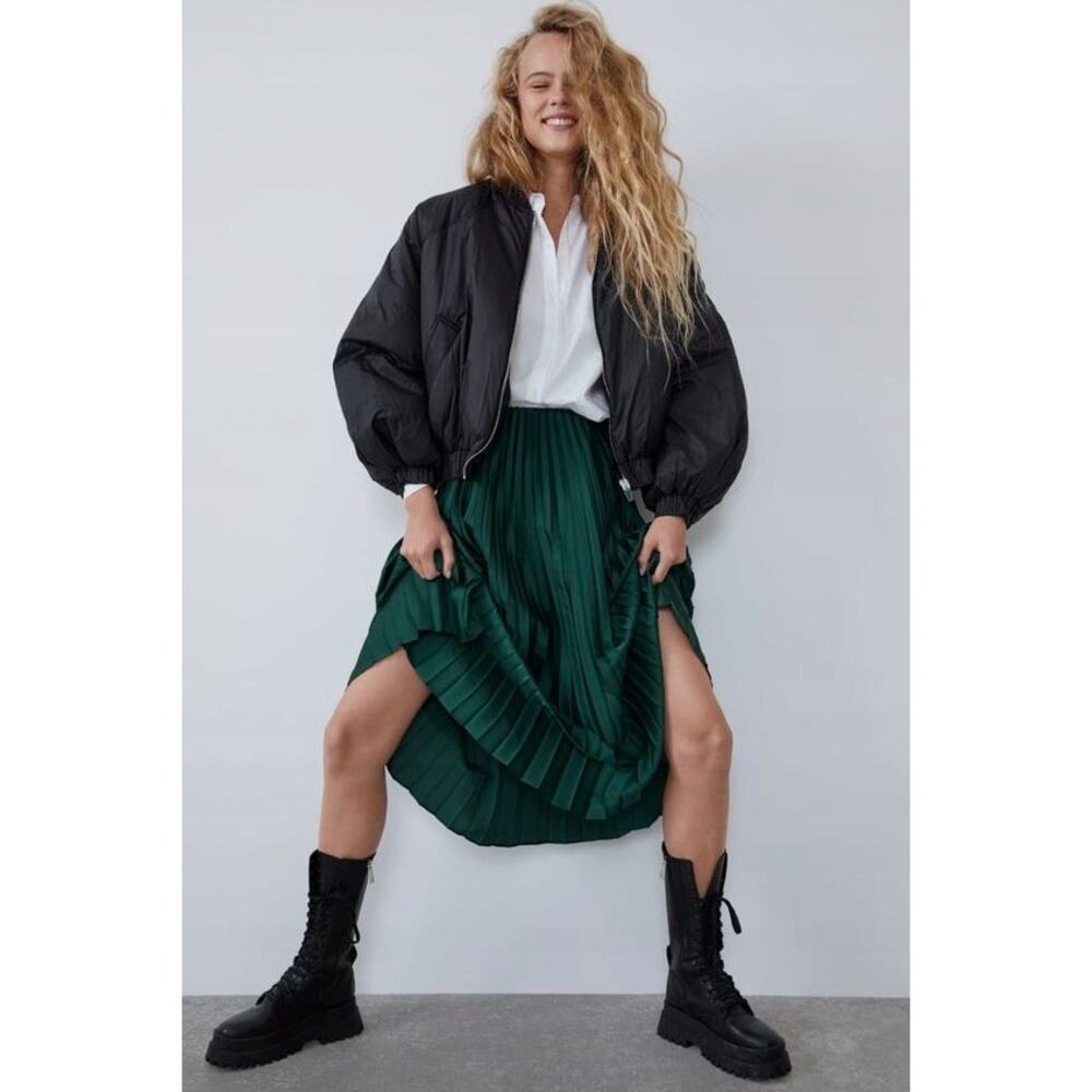 Zara Emerald Green Pleated Midi Skirt Size XS High Rise Chic Preppy Minimalist - Picture 8 of 13